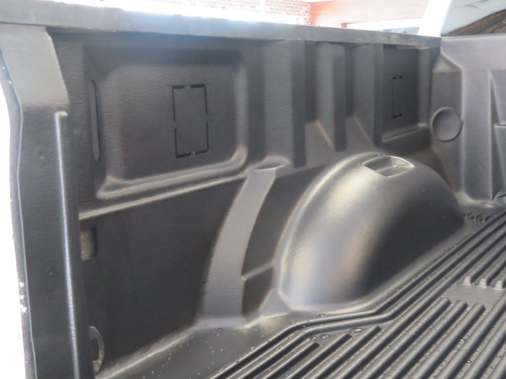 Photo 46 of this FORD F150
