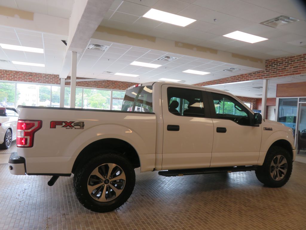 Photo 66 of this FORD F150