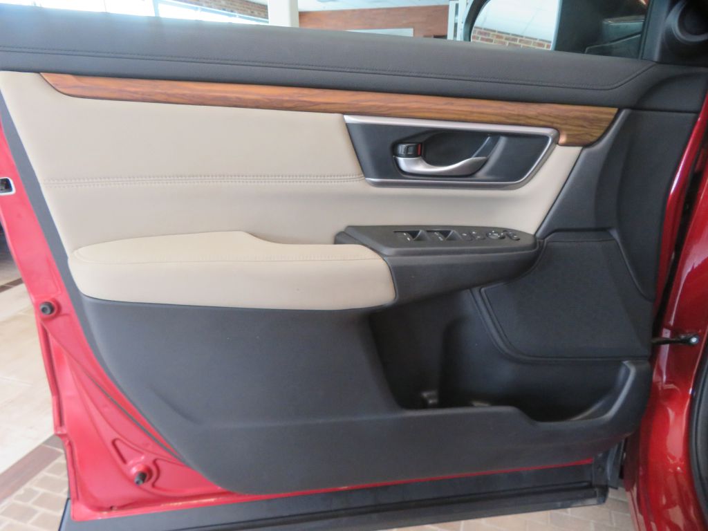 Photo 13 of this HONDA CR-V