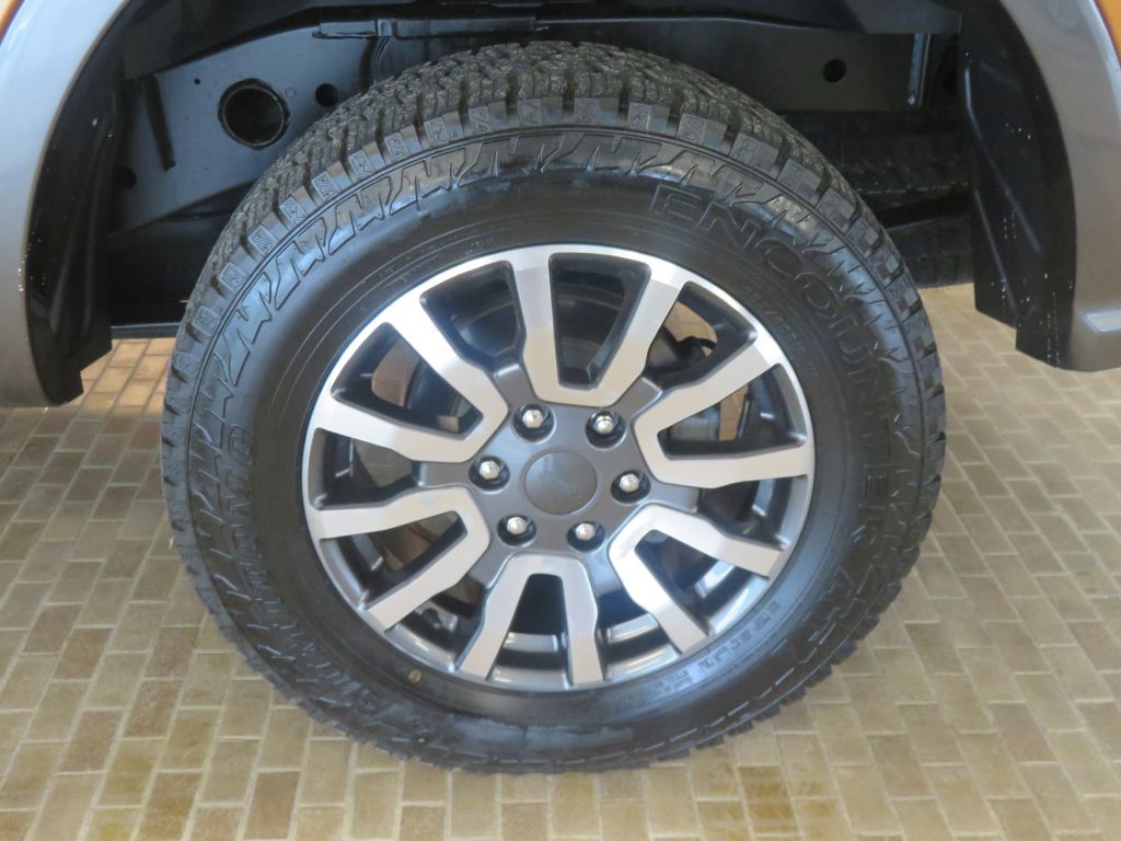 Photo 8 of this FORD RANGER