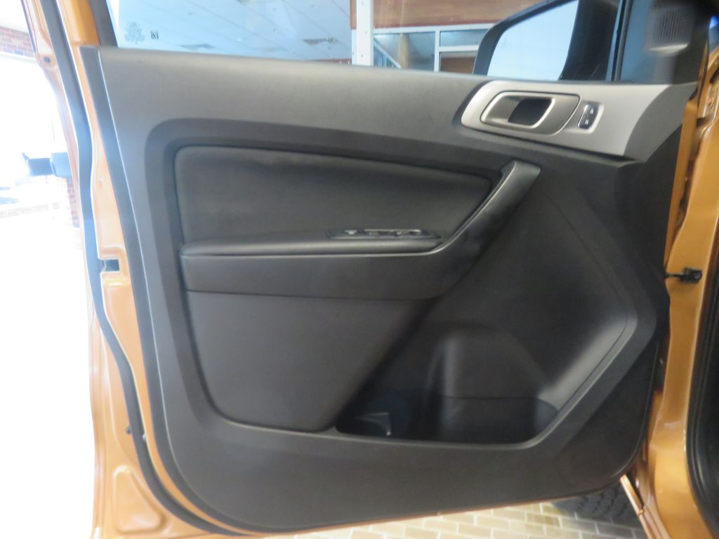 Photo 13 of this FORD RANGER