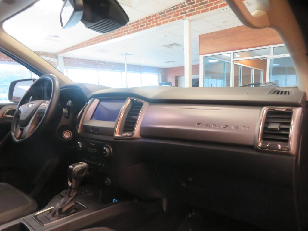 Photo 28 of this FORD RANGER