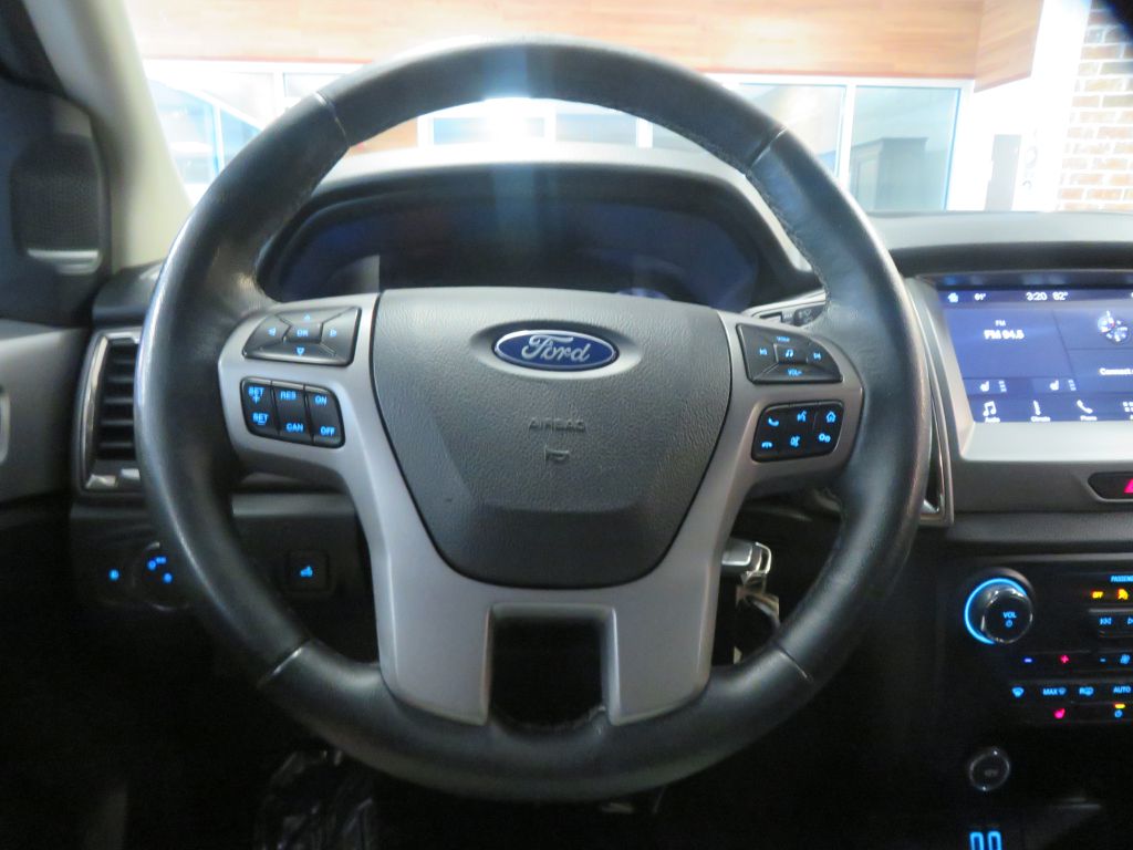 Photo 29 of this FORD RANGER