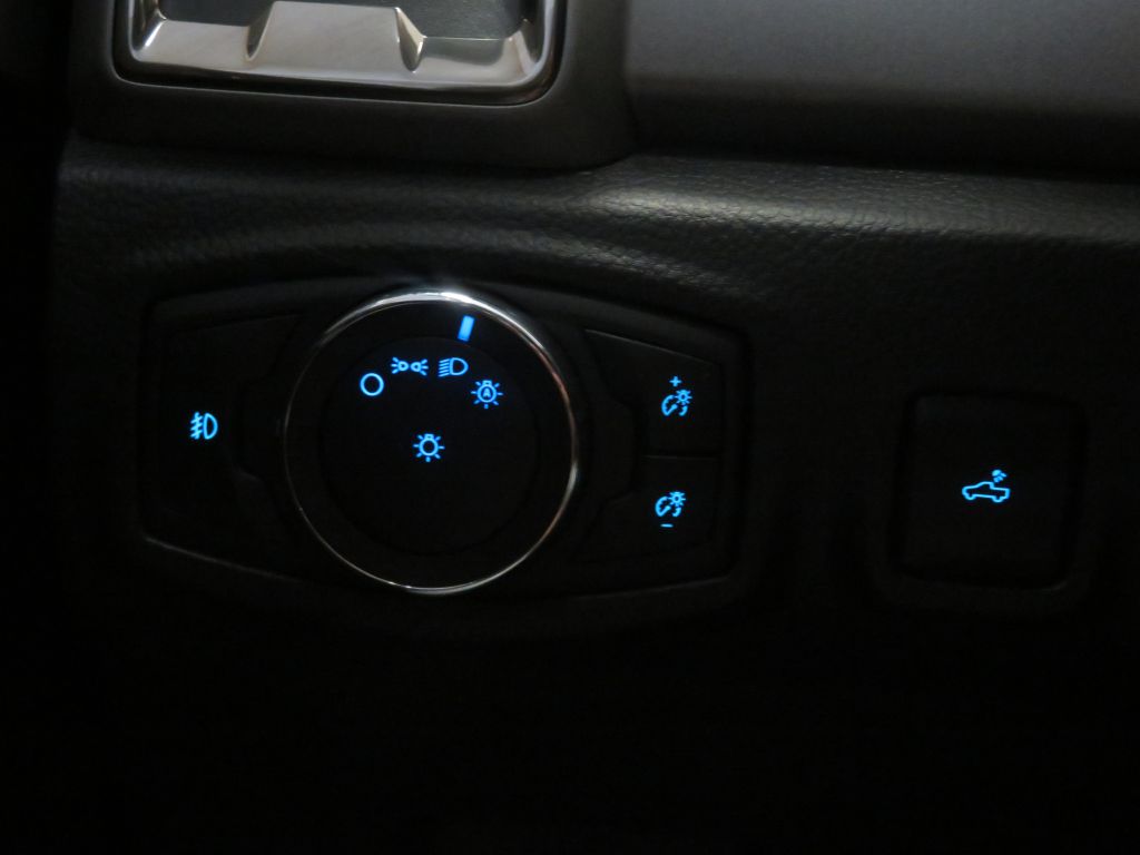 Photo 34 of this FORD RANGER