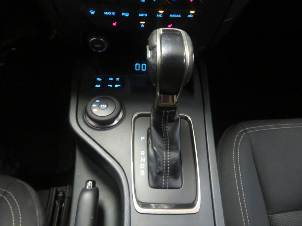 Photo 43 of this FORD RANGER