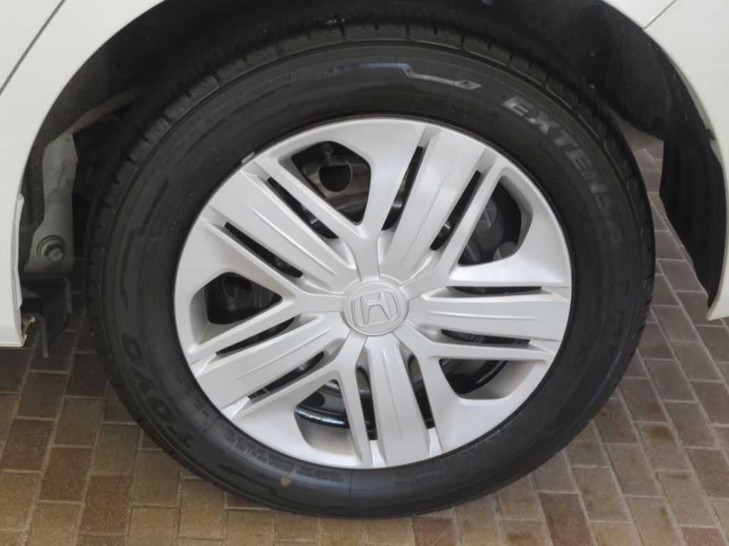 Photo 8 of this HONDA FIT