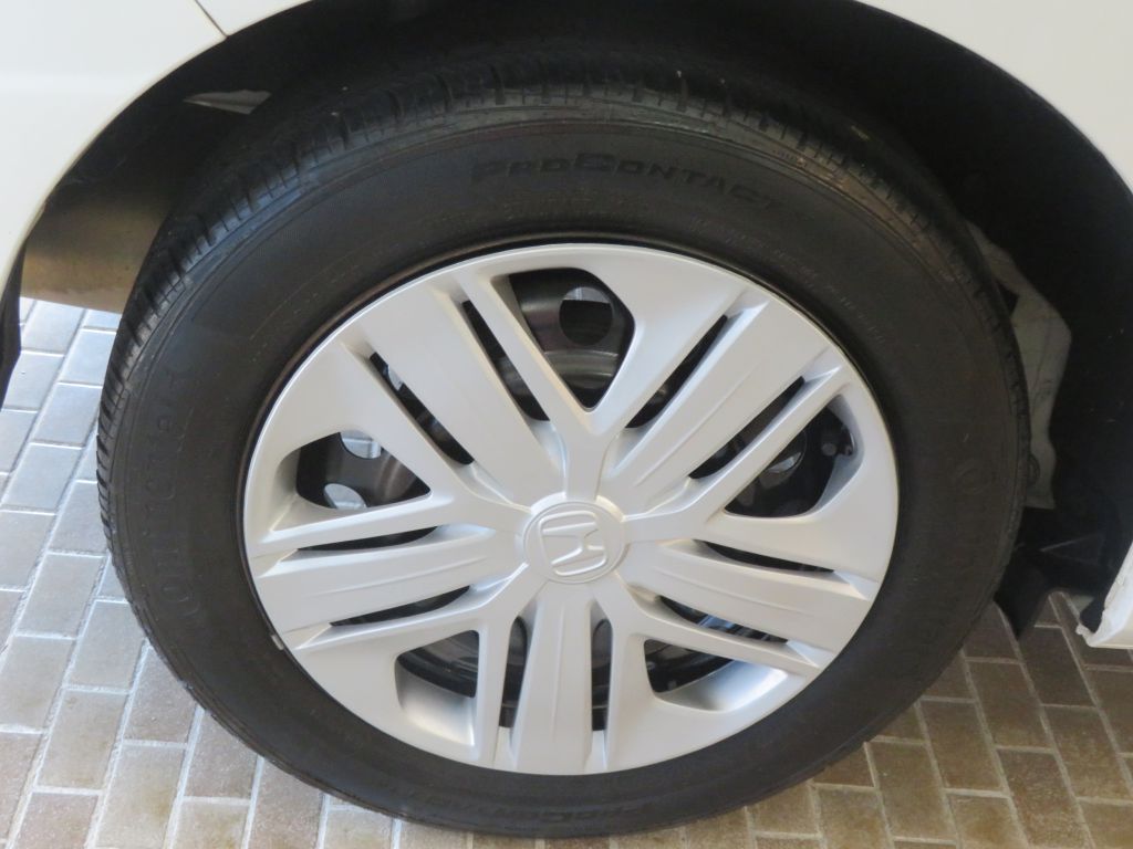 Photo 9 of this HONDA FIT