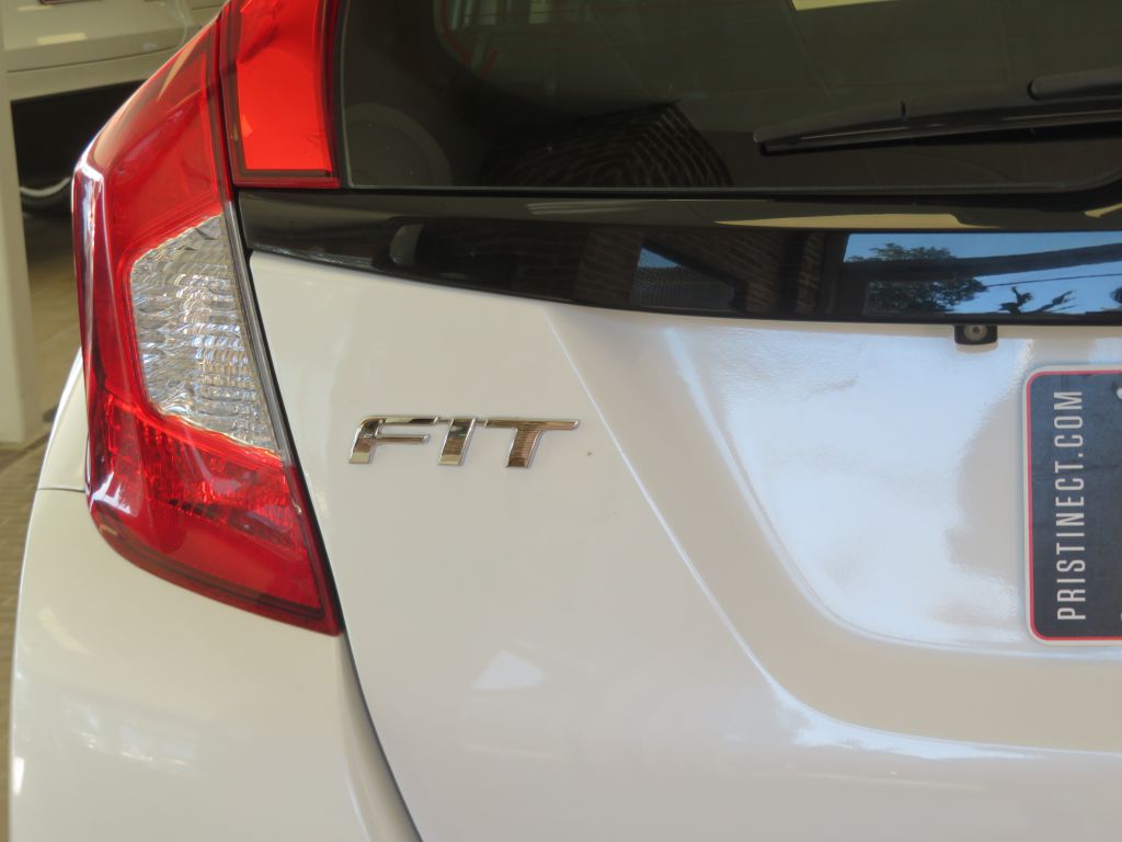 Photo 39 of this HONDA FIT