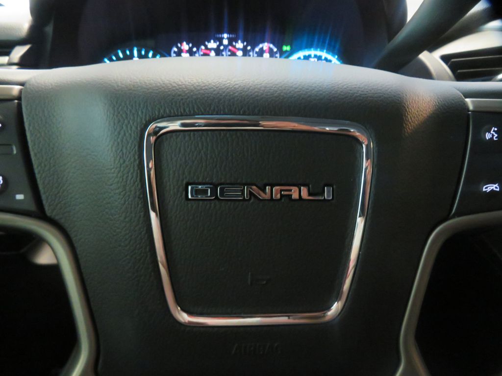 Photo 38 of this GMC YUKON XL