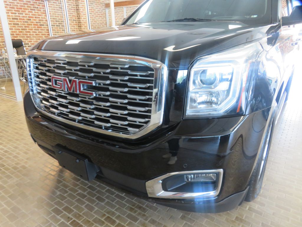 Photo 66 of this GMC YUKON XL