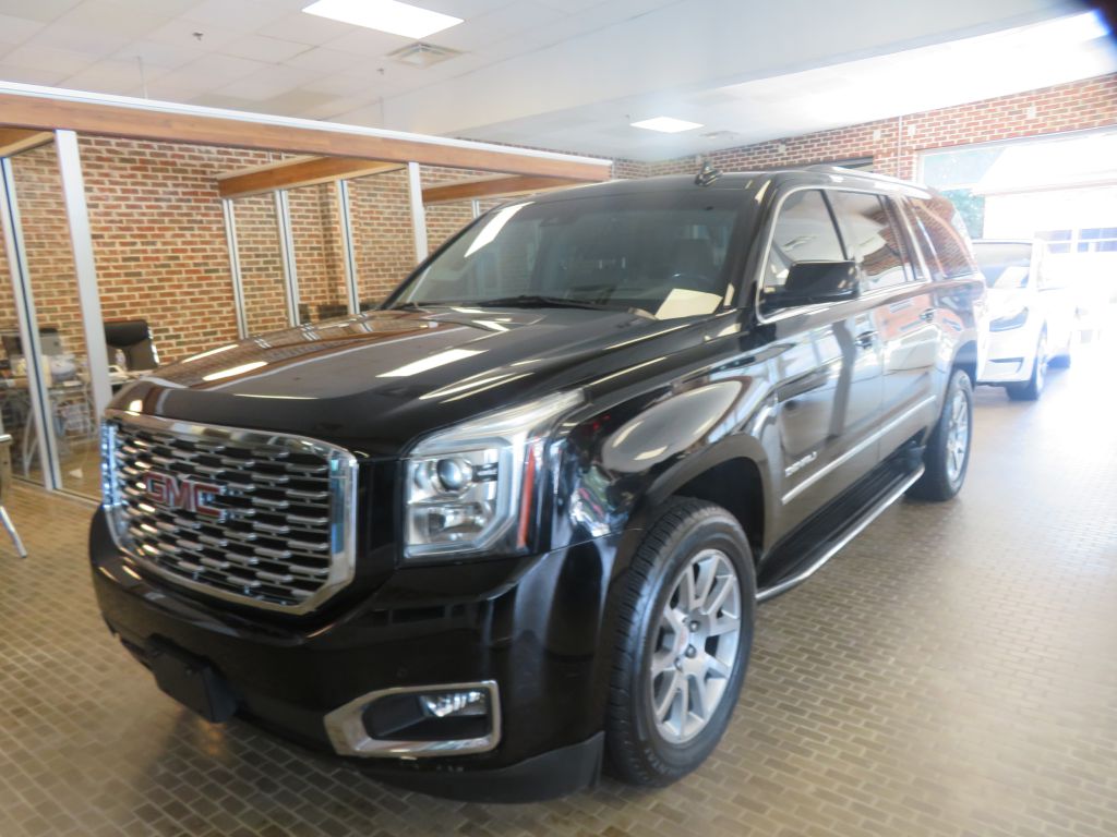 Photo 89 of this GMC YUKON XL