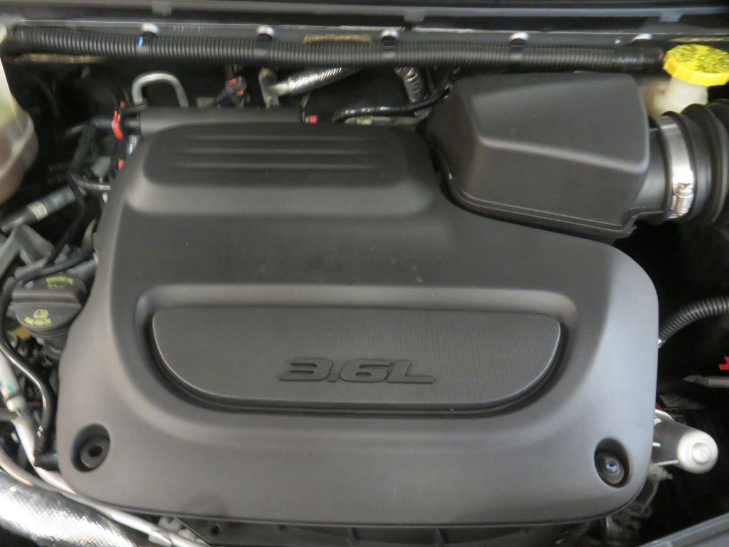 Photo 58 of this CHRYSLER PACIFICA