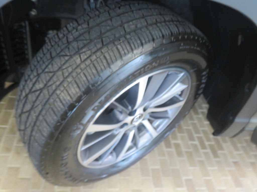 Photo 11 of this TOYOTA HIGHLANDER