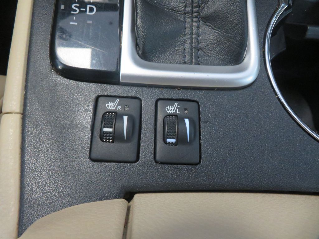 Photo 50 of this TOYOTA HIGHLANDER