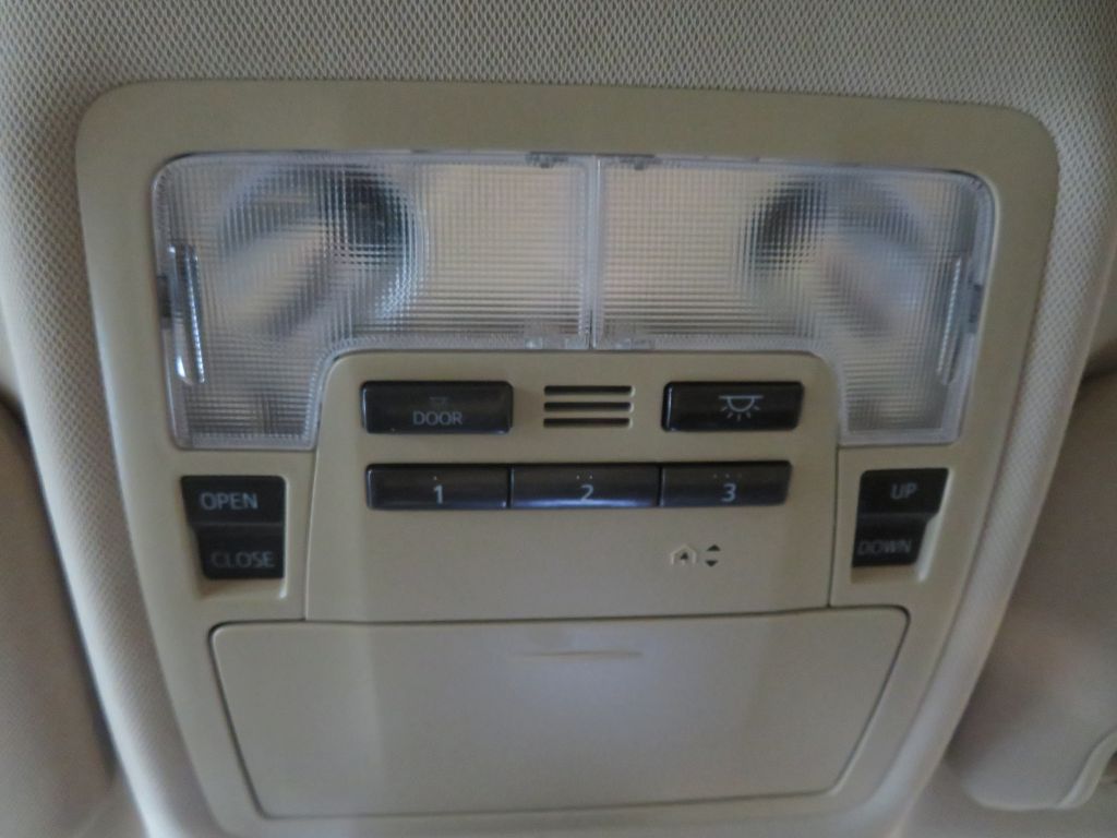 Photo 53 of this TOYOTA HIGHLANDER