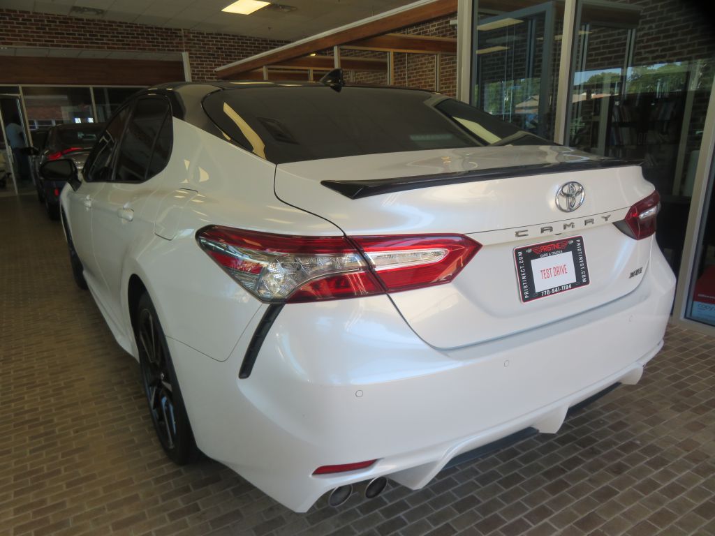 Photo 6 of this TOYOTA CAMRY