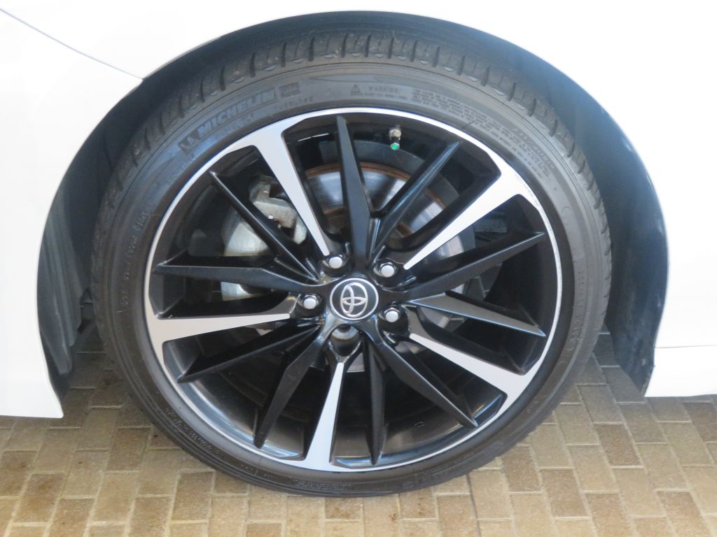 Photo 7 of this TOYOTA CAMRY