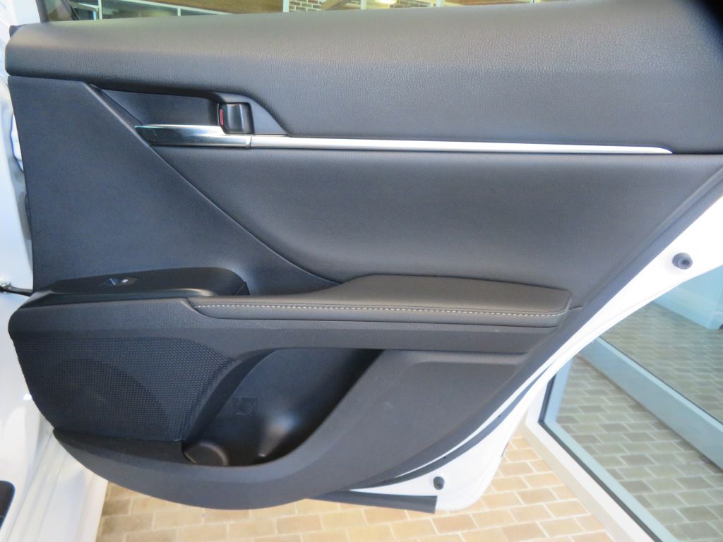 Photo 20 of this TOYOTA CAMRY