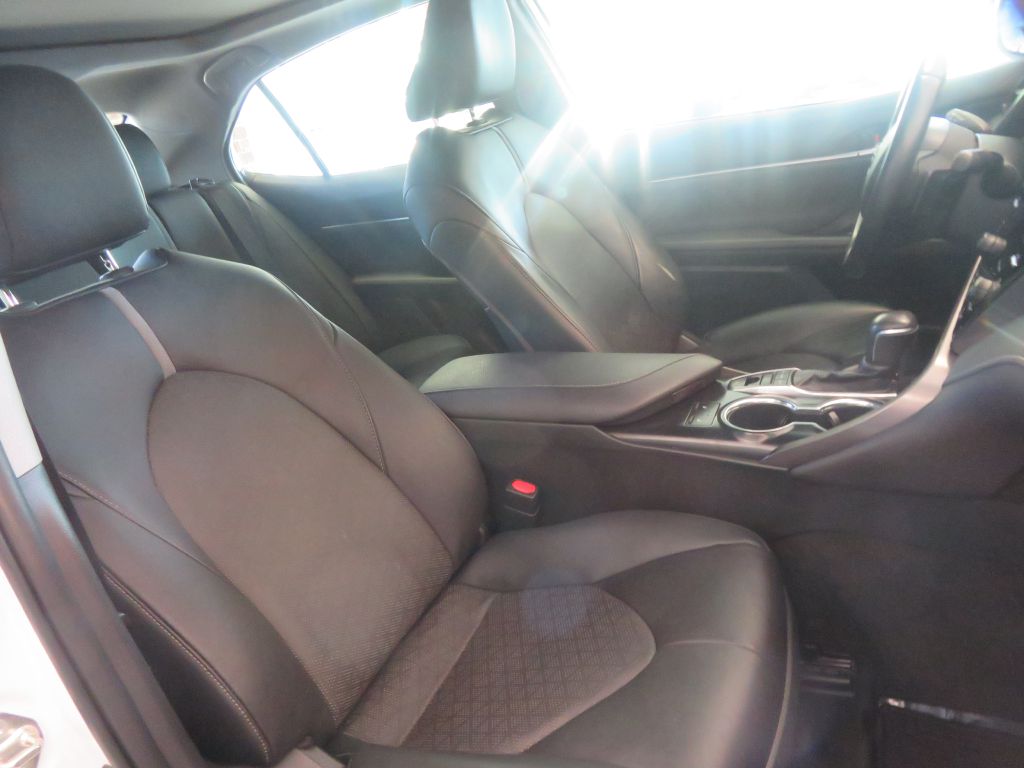 Photo 27 of this TOYOTA CAMRY