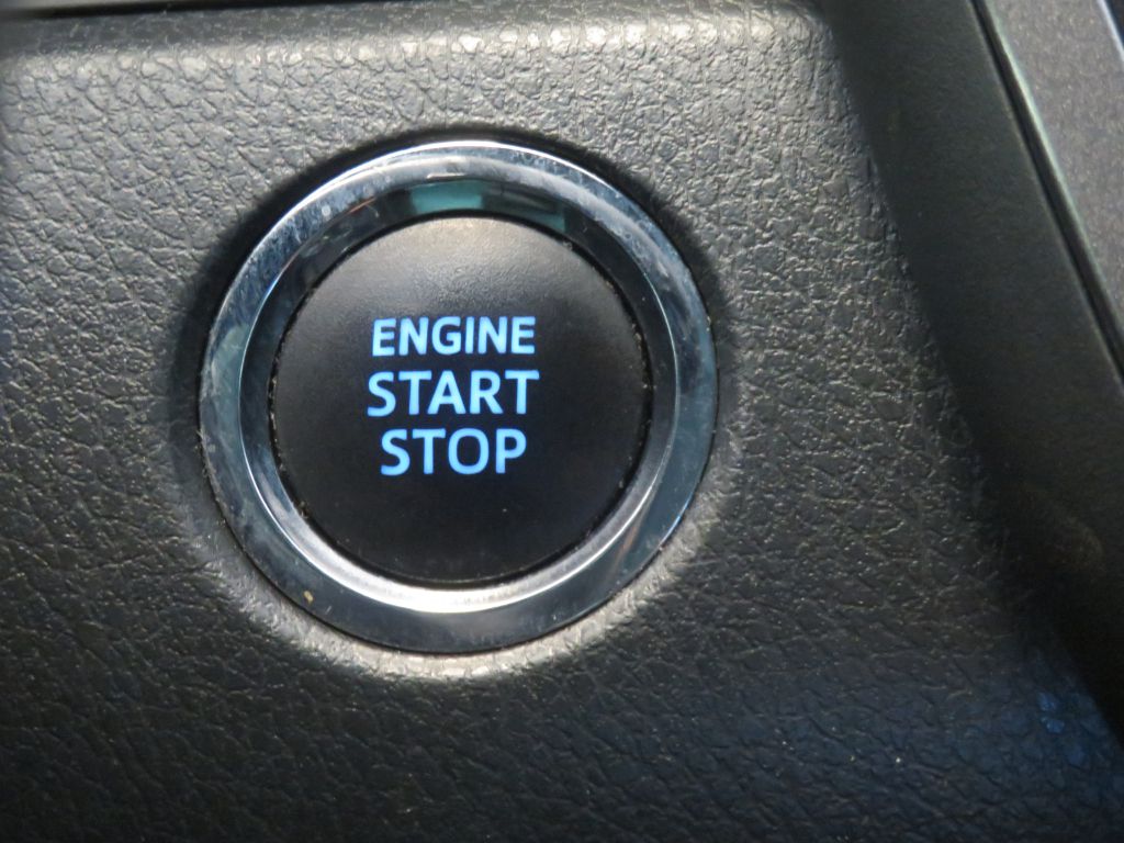 Photo 38 of this TOYOTA CAMRY