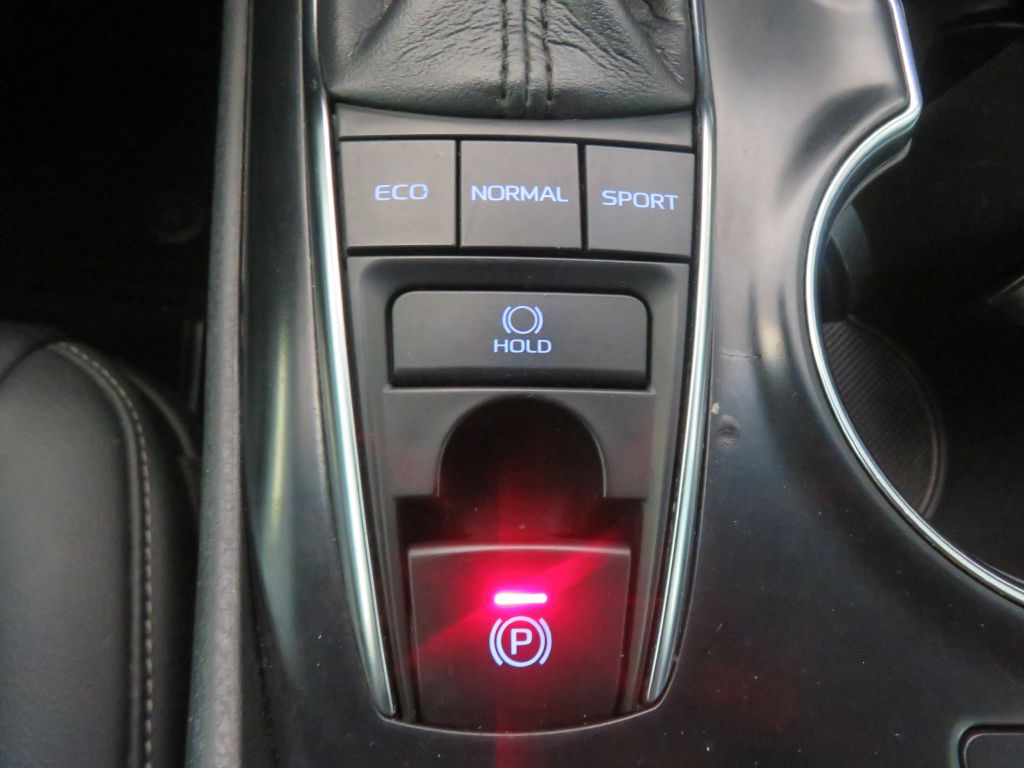 Photo 45 of this TOYOTA CAMRY