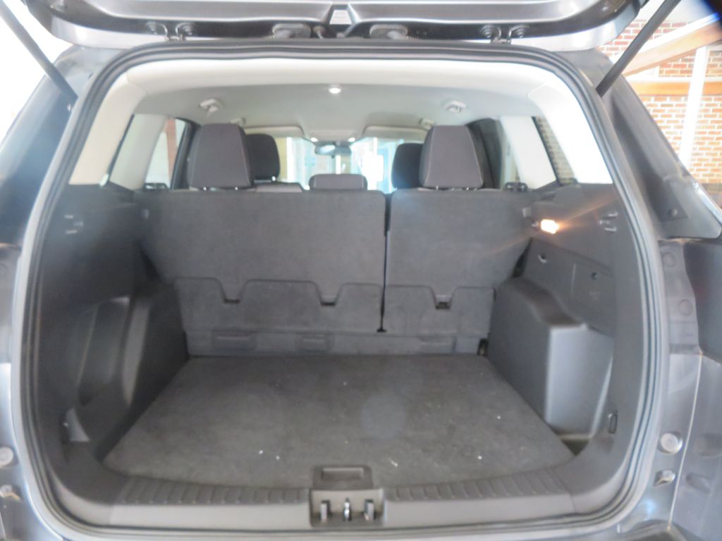 Photo 19 of this FORD ESCAPE