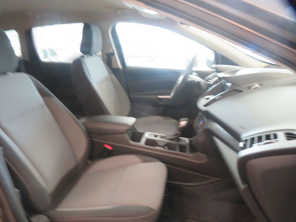 Photo 25 of this FORD ESCAPE