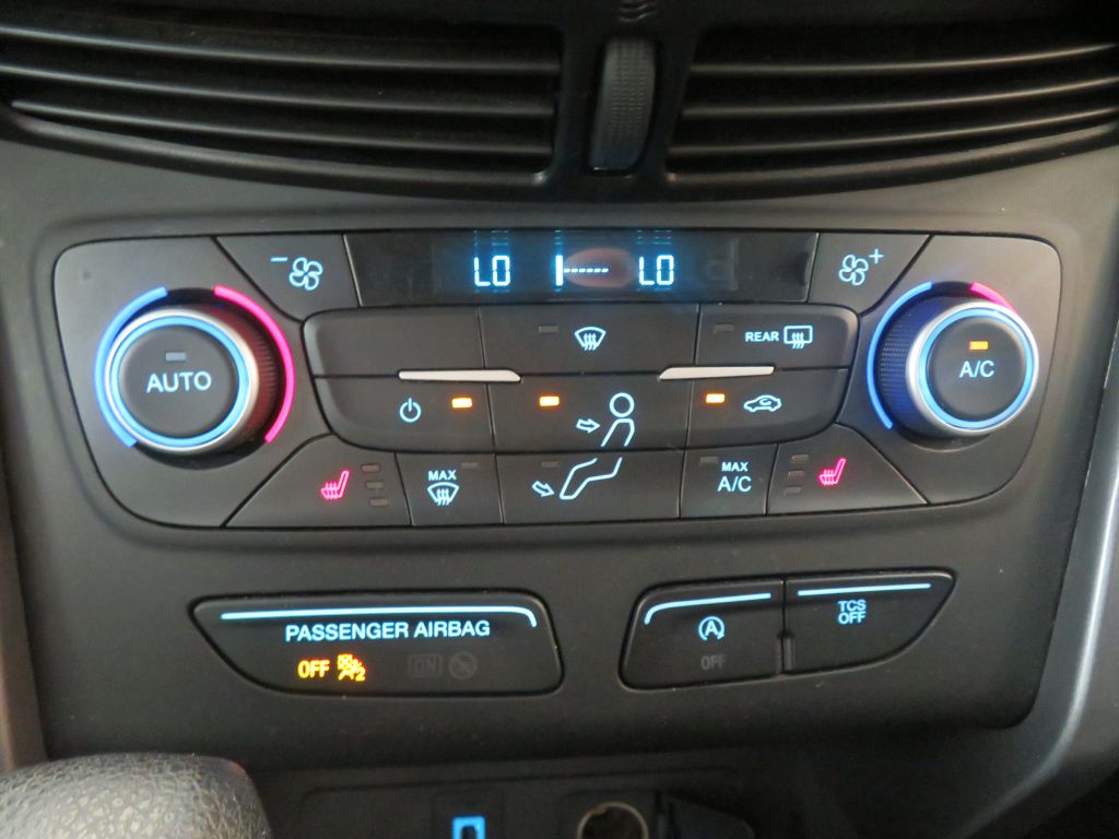 Photo 37 of this FORD ESCAPE