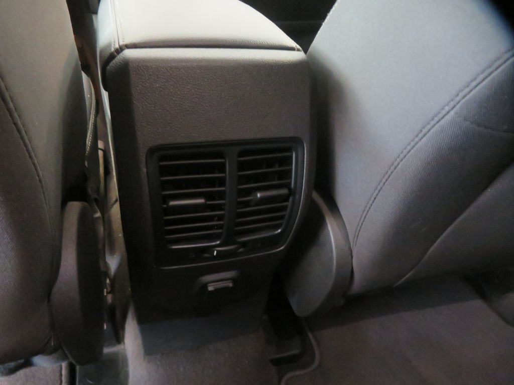 Photo 49 of this FORD ESCAPE