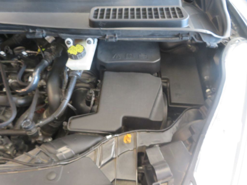 Photo 52 of this FORD ESCAPE