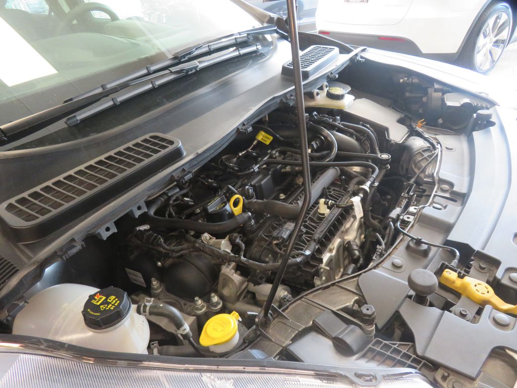 Photo 54 of this FORD ESCAPE