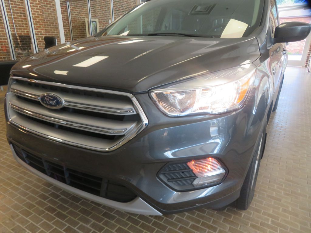 Photo 57 of this FORD ESCAPE