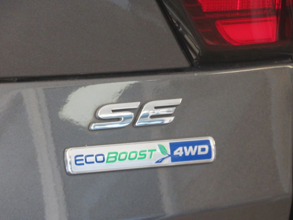 Photo 67 of this FORD ESCAPE