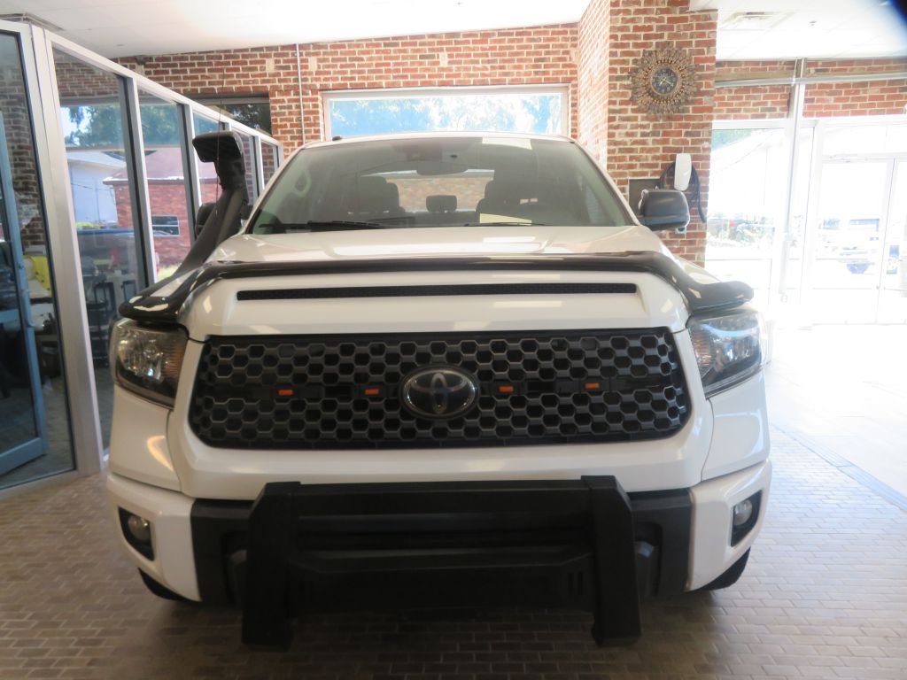 Photo 2 of this TOYOTA TUNDRA