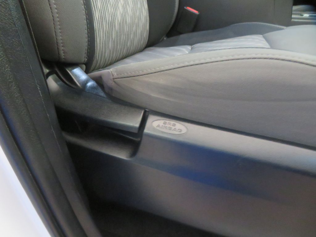Photo 26 of this TOYOTA TUNDRA