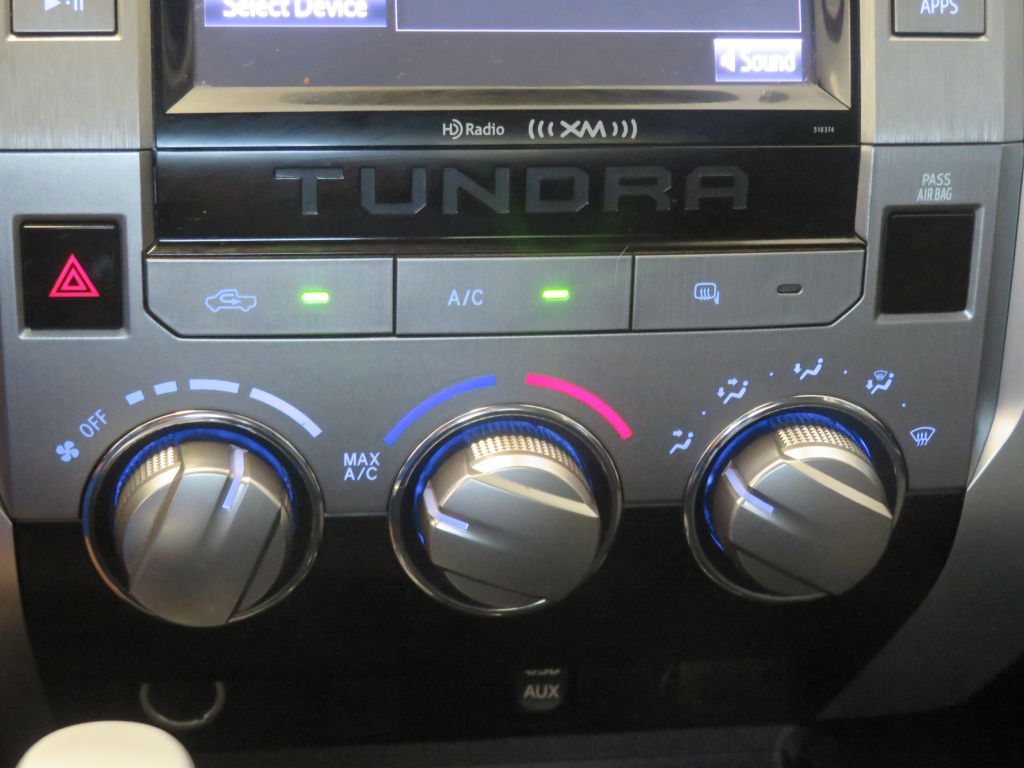 Photo 39 of this TOYOTA TUNDRA