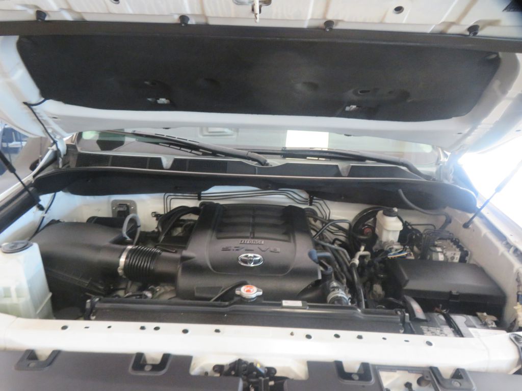 Photo 50 of this TOYOTA TUNDRA