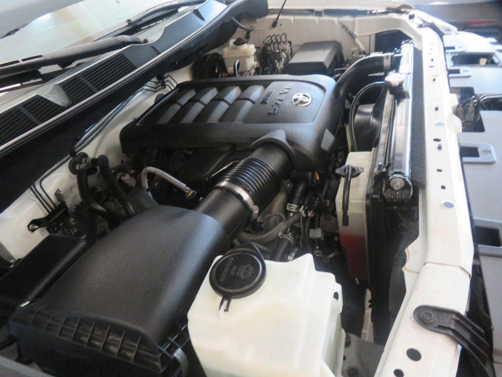Photo 54 of this TOYOTA TUNDRA