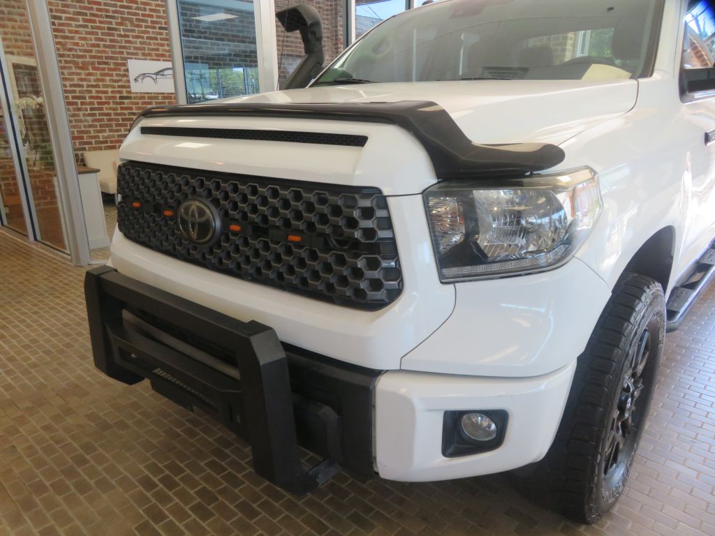 Photo 56 of this TOYOTA TUNDRA