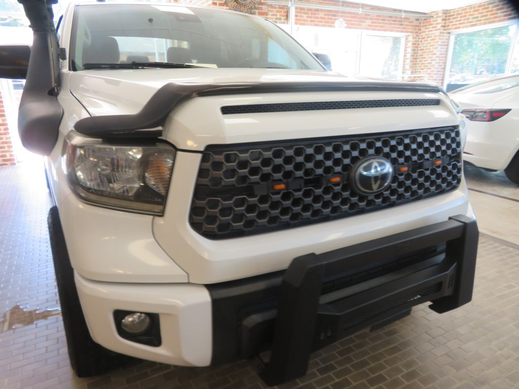 Photo 58 of this TOYOTA TUNDRA