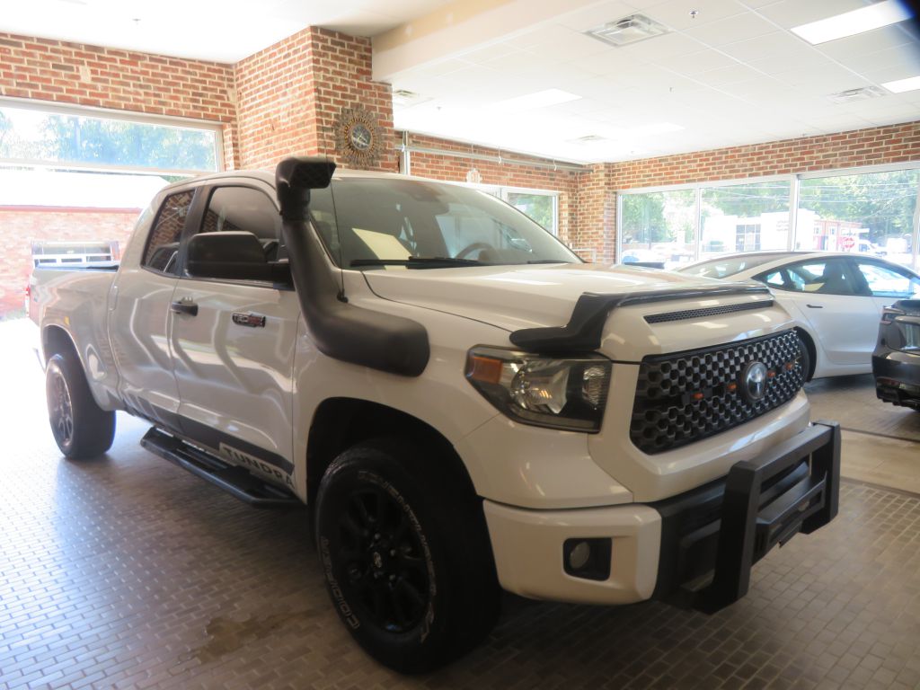 Photo 59 of this TOYOTA TUNDRA