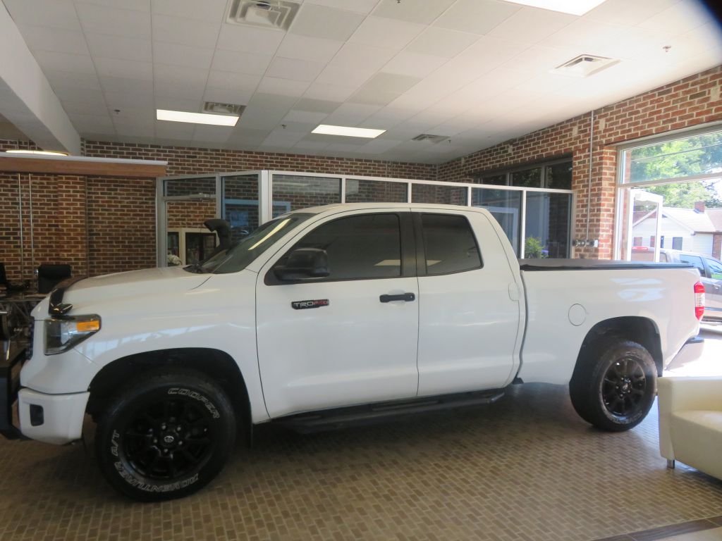 Photo 72 of this TOYOTA TUNDRA