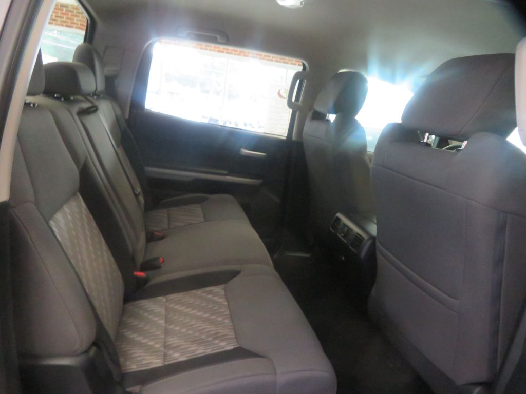 Photo 22 of this TOYOTA TUNDRA