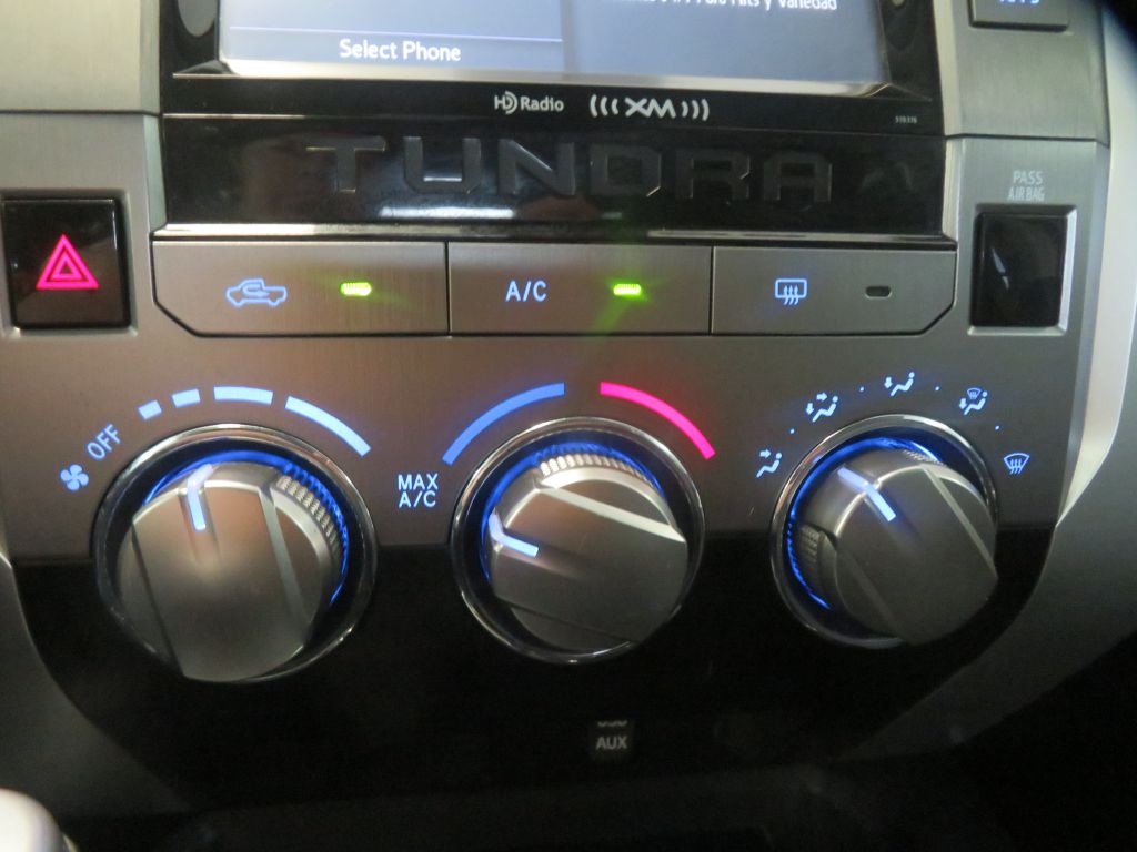 Photo 40 of this TOYOTA TUNDRA