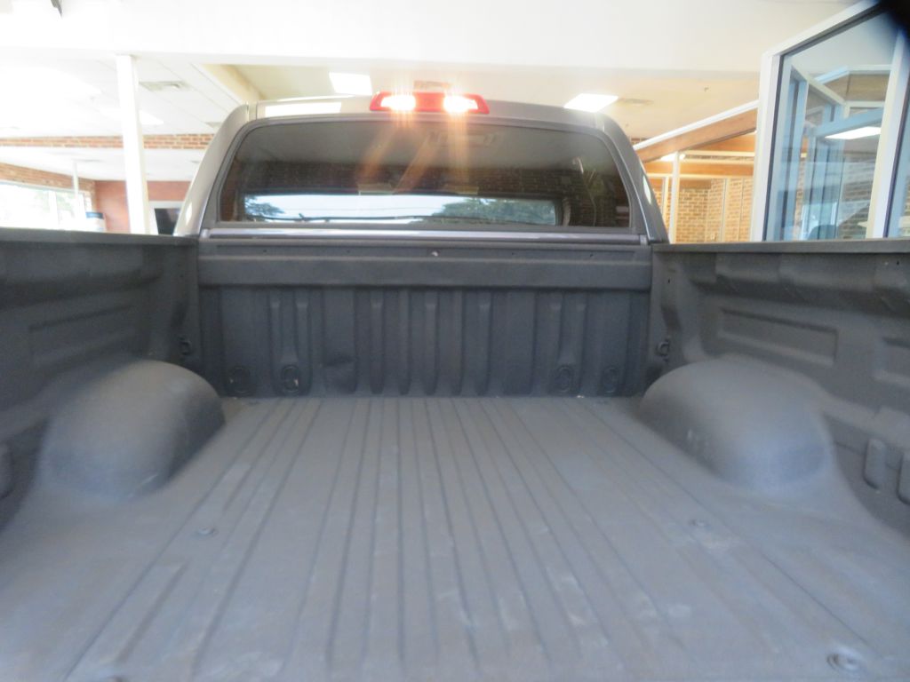 Photo 51 of this TOYOTA TUNDRA