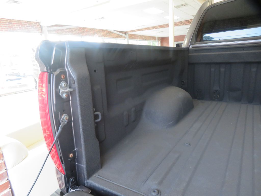 Photo 52 of this TOYOTA TUNDRA