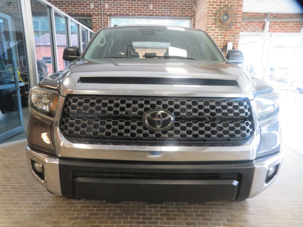 Photo 61 of this TOYOTA TUNDRA