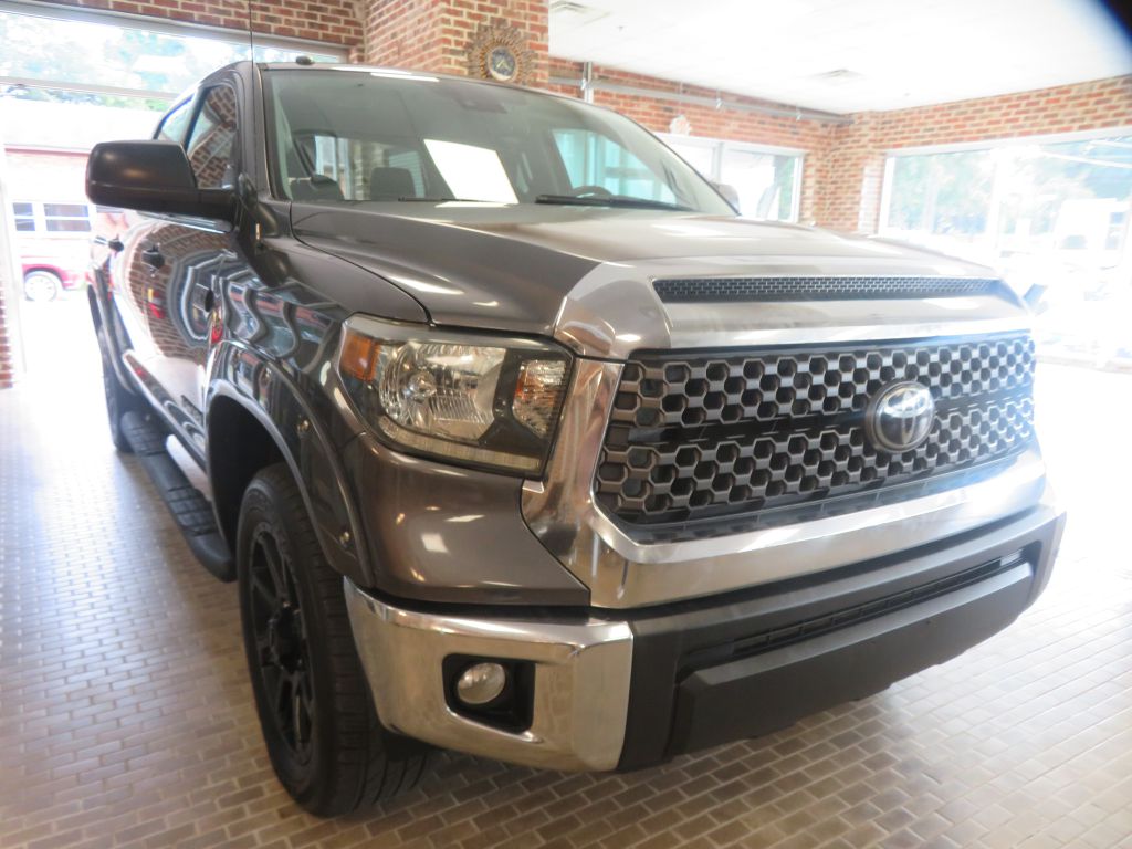 Photo 62 of this TOYOTA TUNDRA
