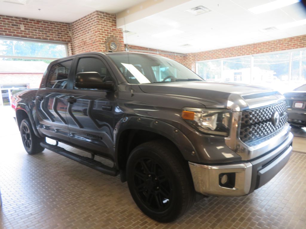 Photo 63 of this TOYOTA TUNDRA