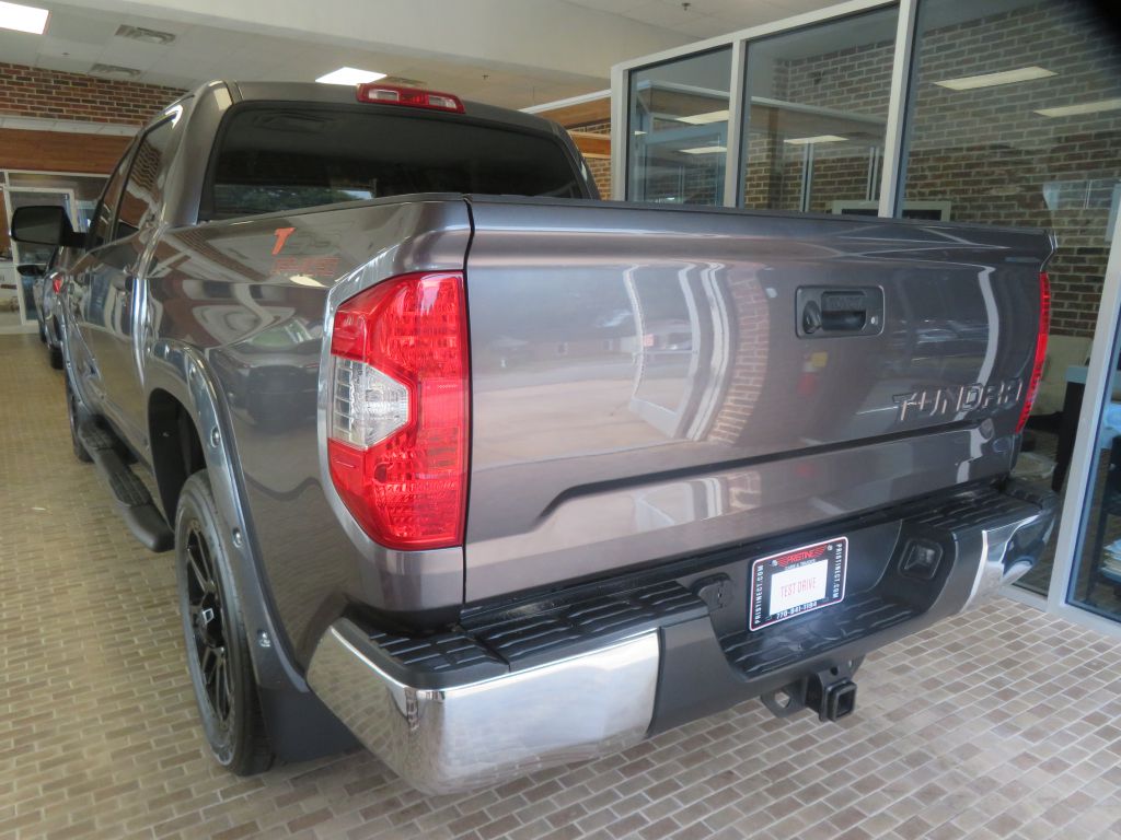 Photo 76 of this TOYOTA TUNDRA